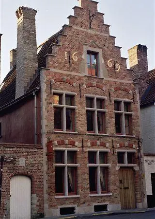 Bed & Breakfast 1669 4*