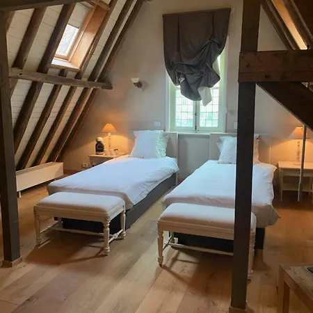 1669 Bed & Breakfast 4*