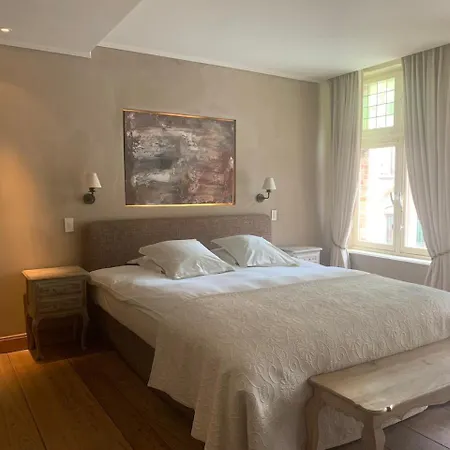 Bed & Breakfast 1669 4*
